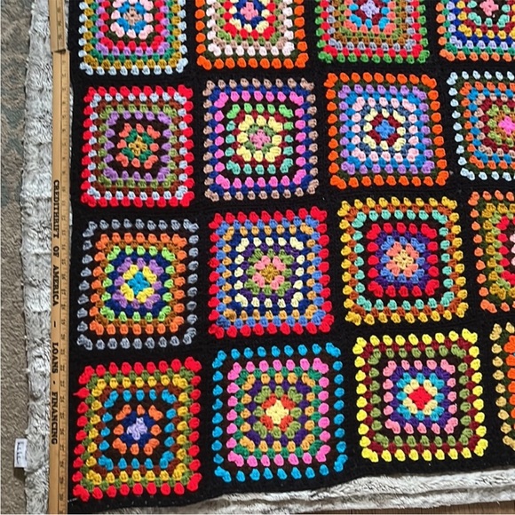 Hippie boho 70's Granny Square Afghan CrochetThrow Blanket Black - Picture 2 of 5